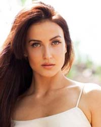 Elli AvrRam